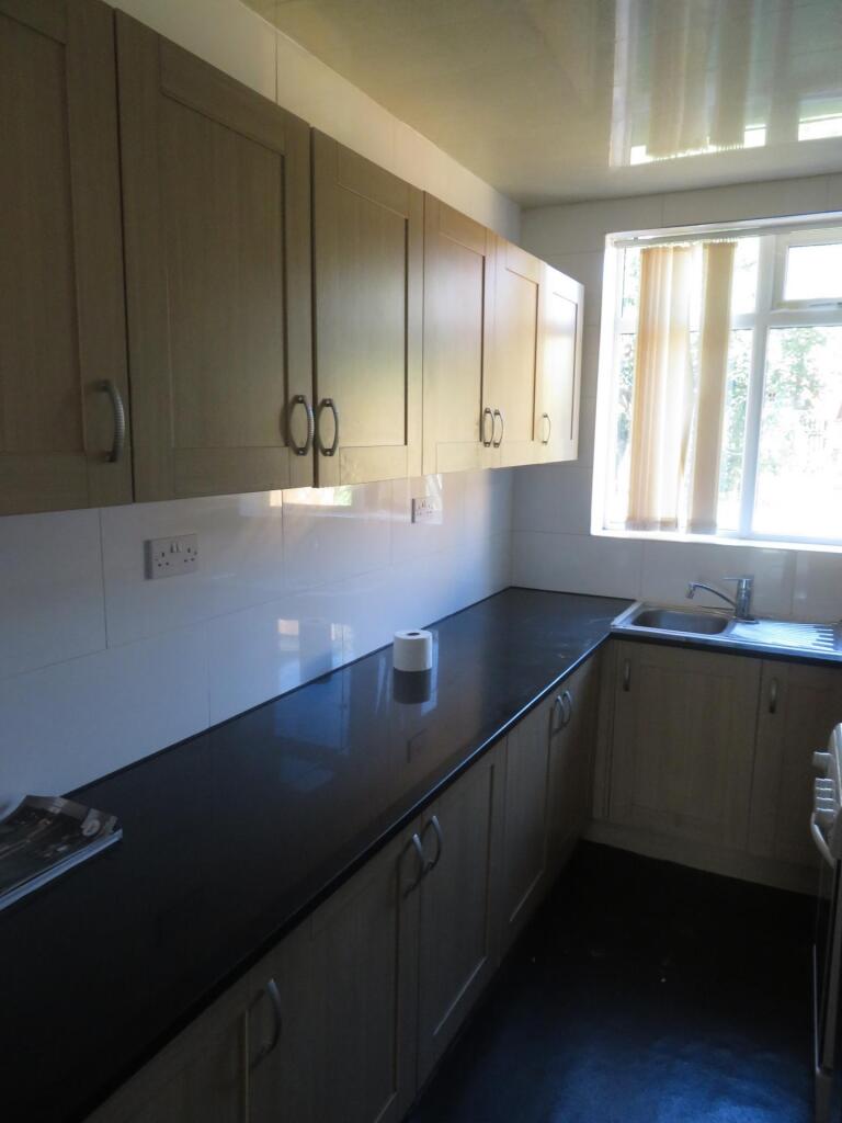 House in Oldham - View 4