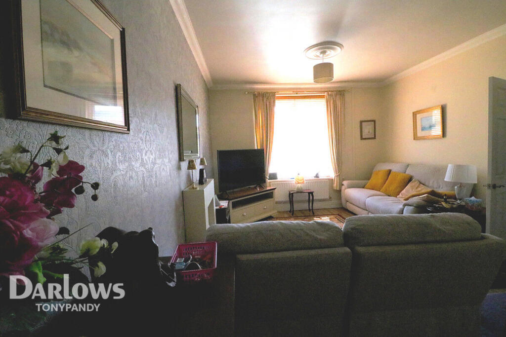 House in Llwyncelyn, Porth - View 4