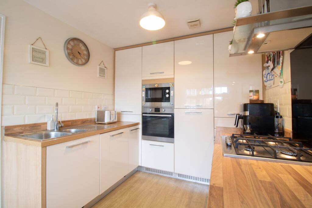 House in Newport, Penmaen - View 4