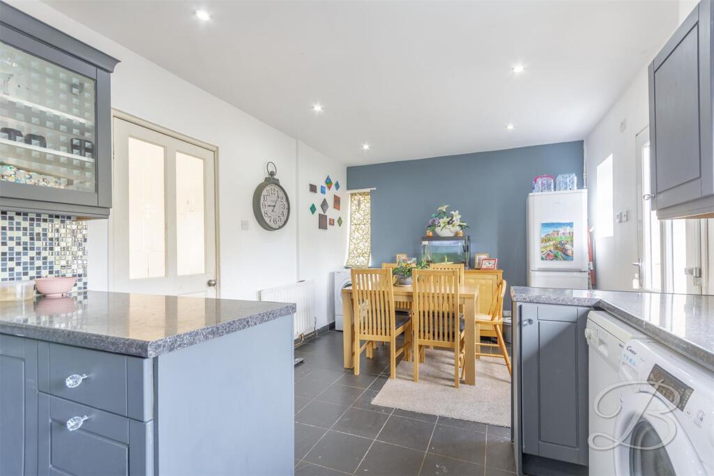 House in Nottingham - View 4