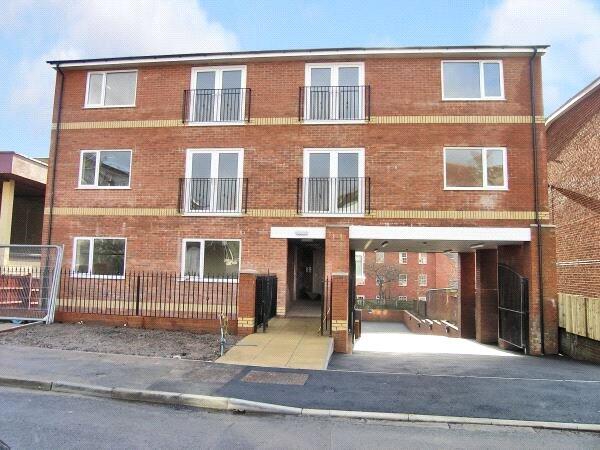 Apartment in Cardiff, Penylan - View 4