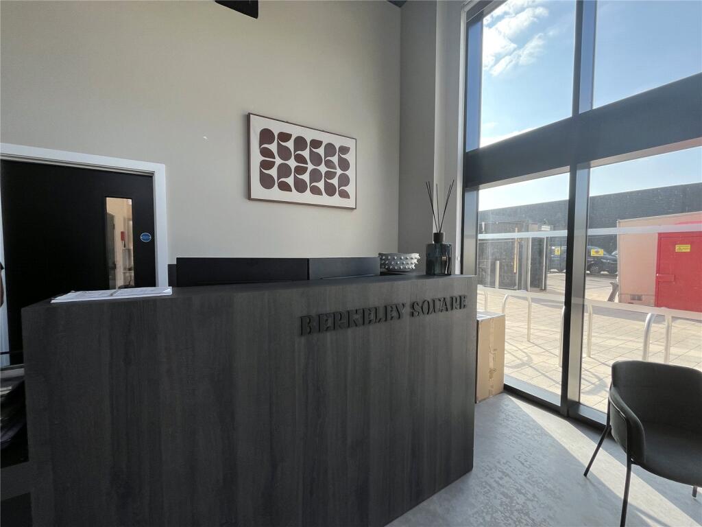 Main image of property: Berkeley Sq, Salford, 319 - 321 Ordsall Lane, M5