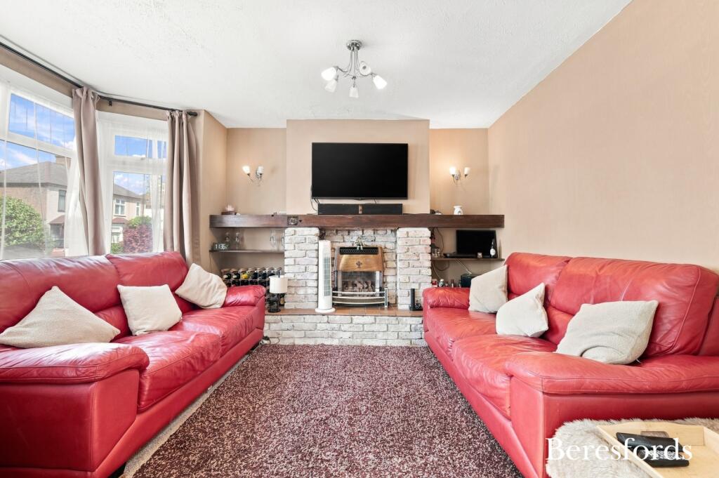 House in Romford - View 5