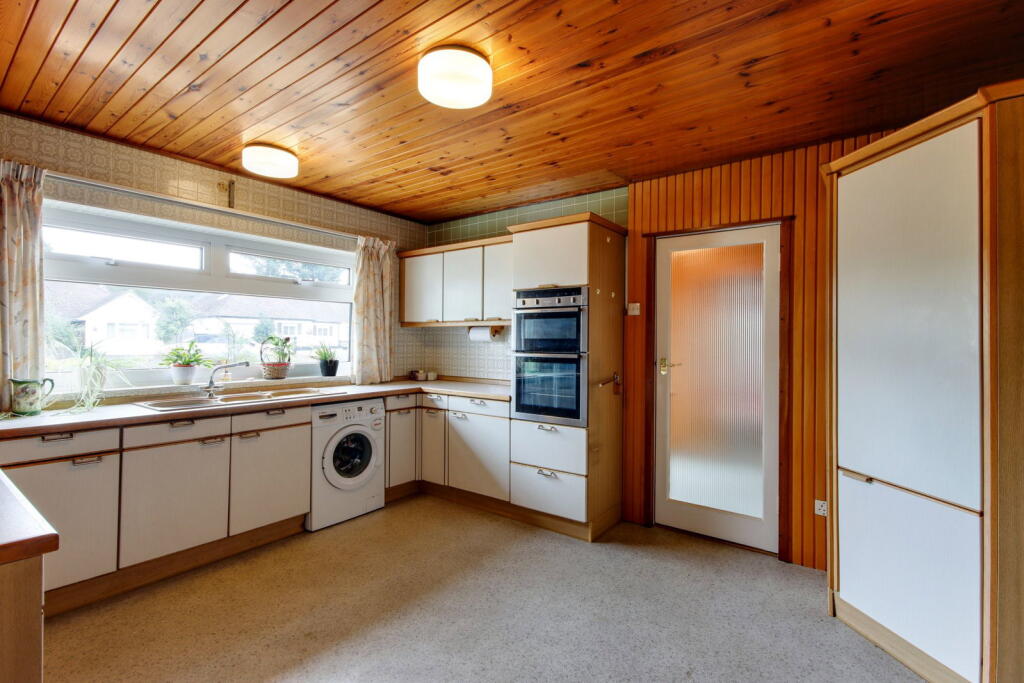 House in Dartford - View 5