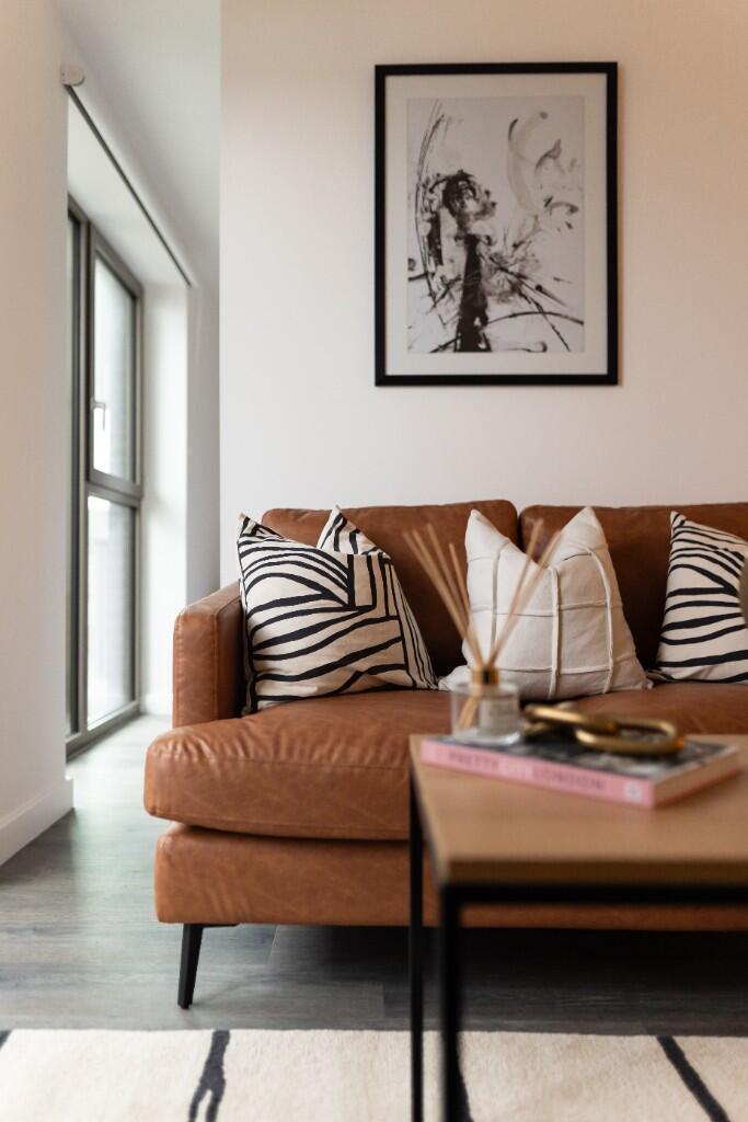 Main image of property: 104E New Baillie Street, Rochdale, Greater Manchester, OL16 1AU