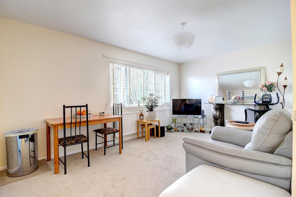 Apartment in Basingstoke and Deane, Basingstoke - View 2