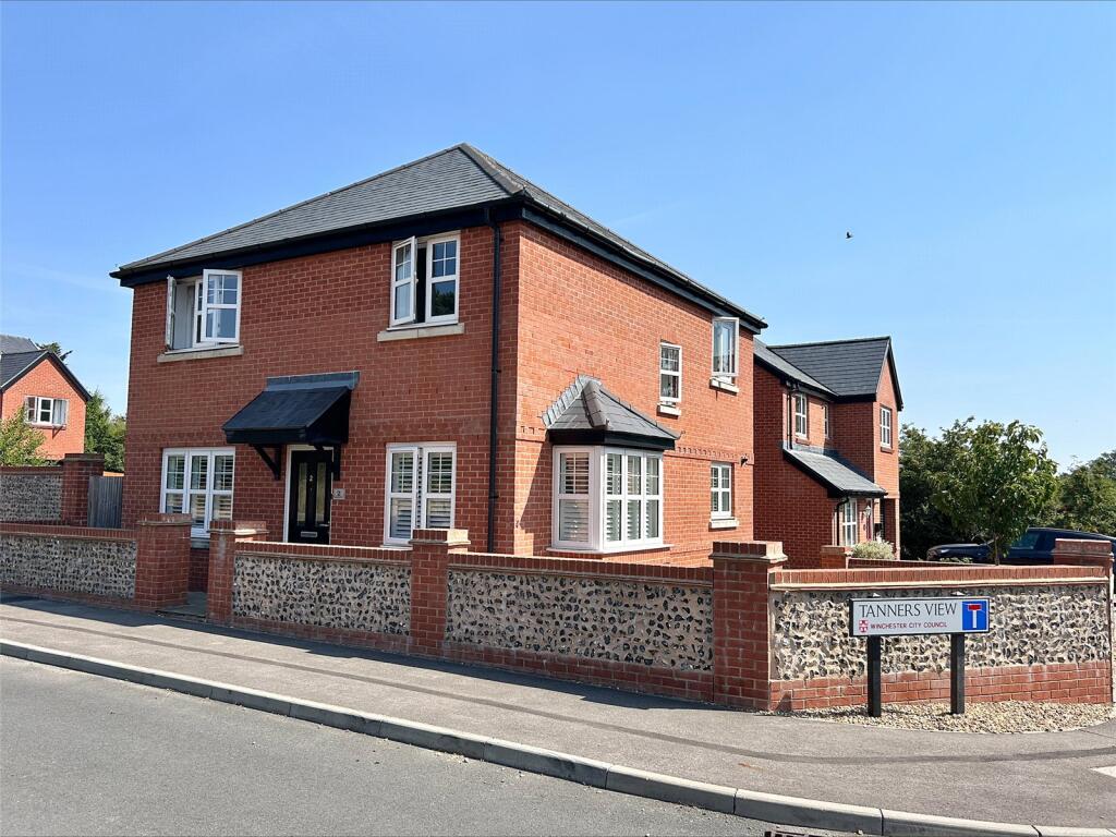 Main image of property: Tanners View,, Denmead, PO7