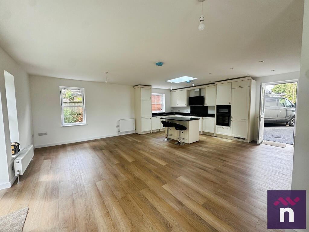 Beckford Close, Warminster, BA12 photo 5