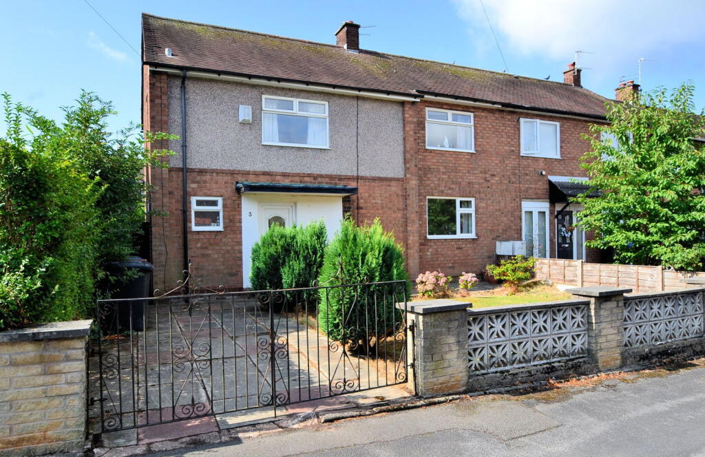 Main image of property: Chinley Close, Bramhall, Stockport SK7 3HP