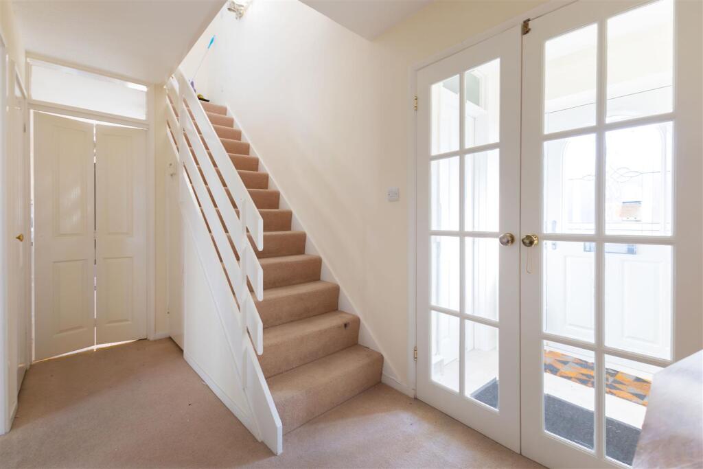 House in Tonbridge - More