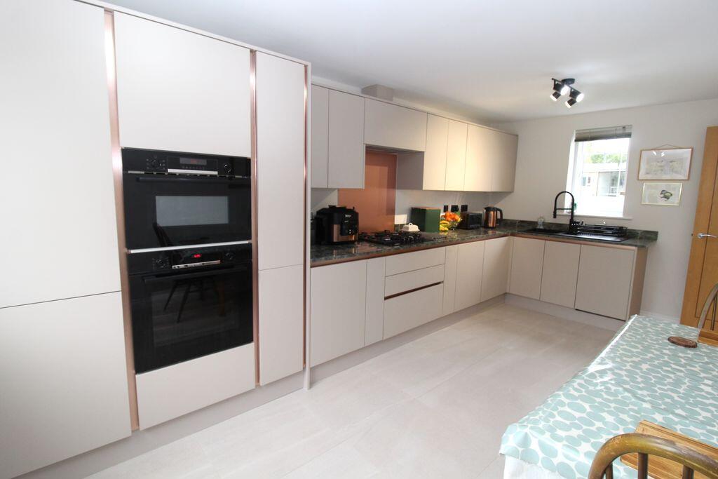 Apartment in Trafford, Greater Manchester - View 4
