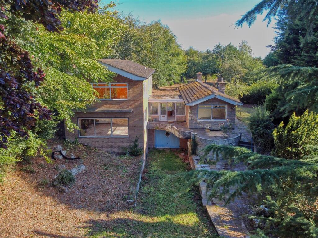 Main image of property: Robin Hill, Walsall Road, Muckley Corner