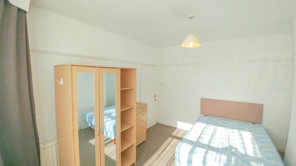 House in Leicester - View 4