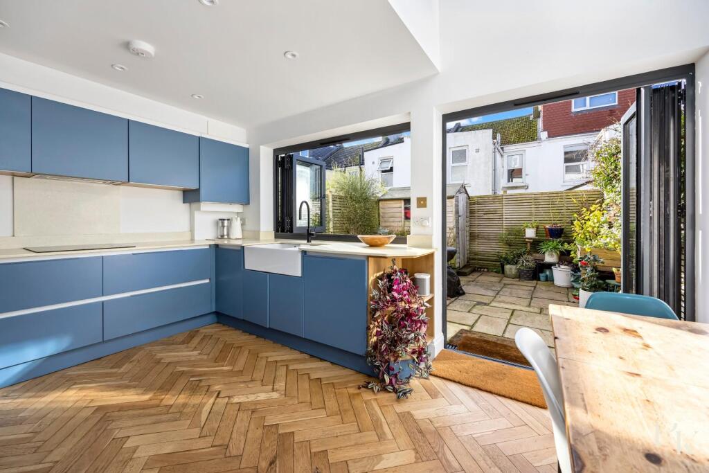 Main image of property: Byron Street, Hove