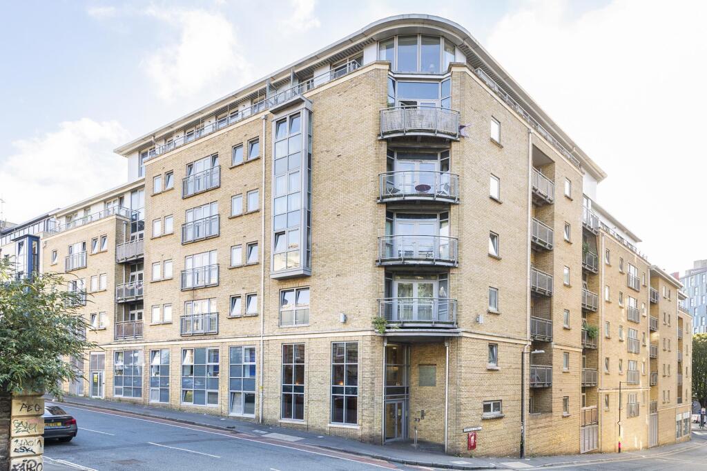 Main image of property: Hamilton Court, Montague Street,