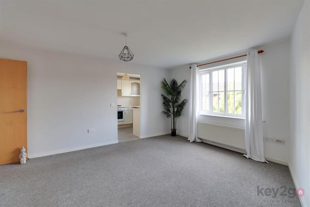 Apartment in Sheffield - View 3