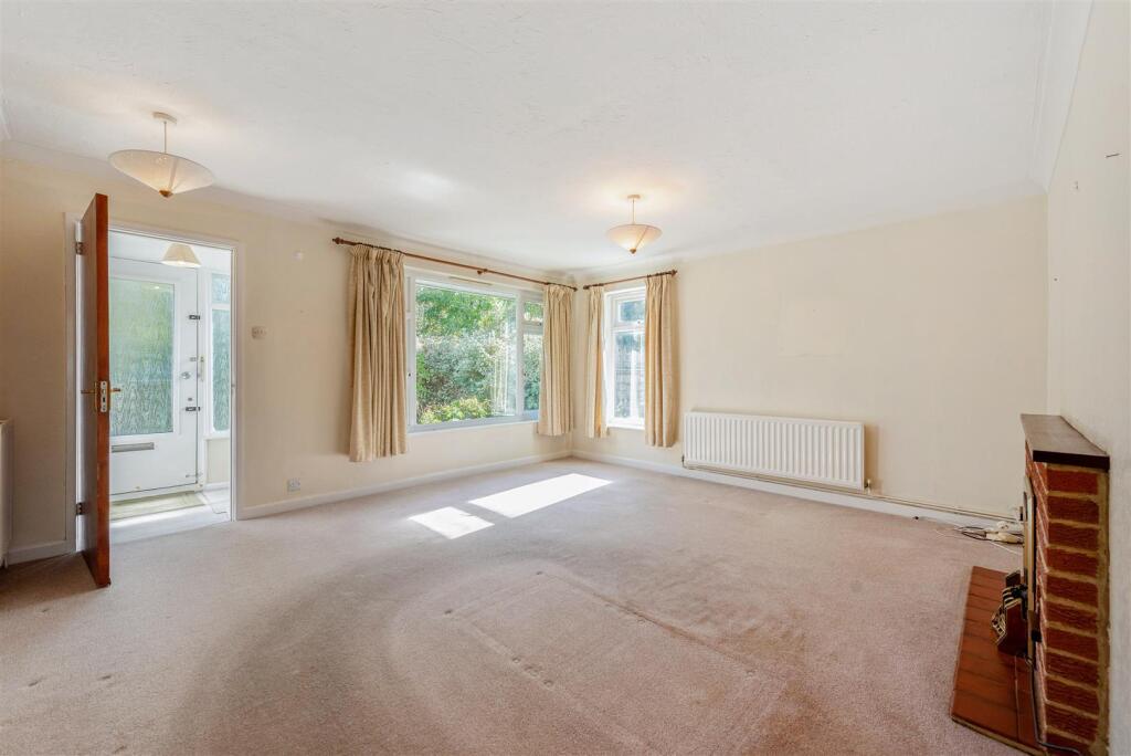 House in Southampton - View 5