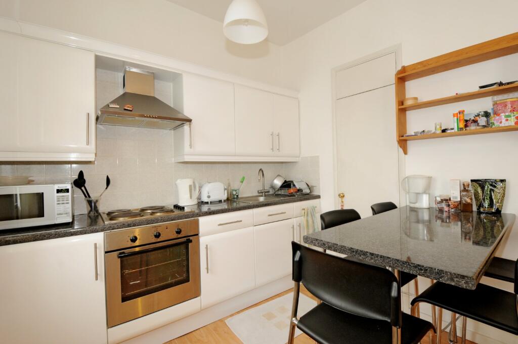 Apartment in London, Kensal Town, Bayswater - View 3