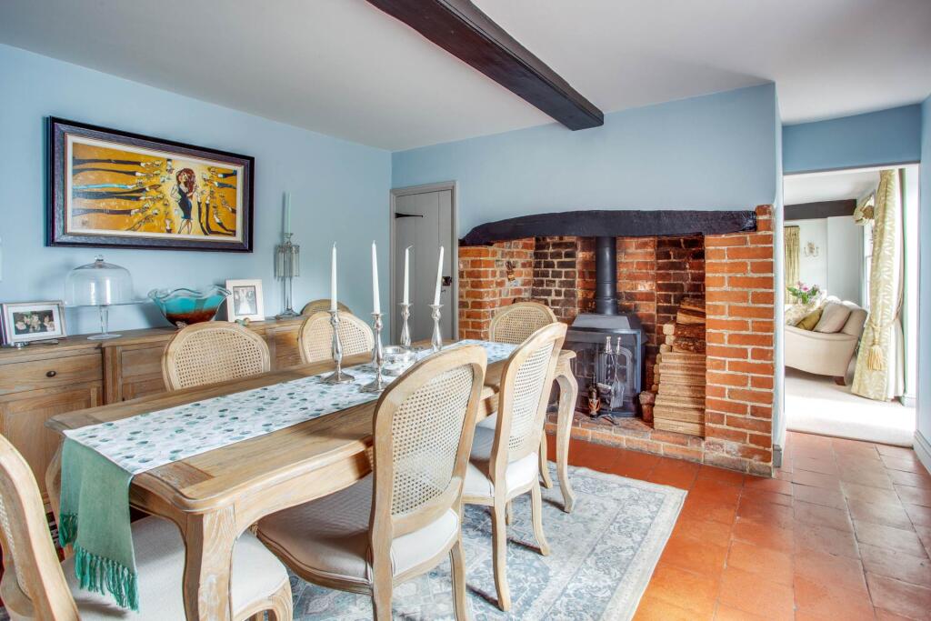 House in Reading, Emmer Green - More