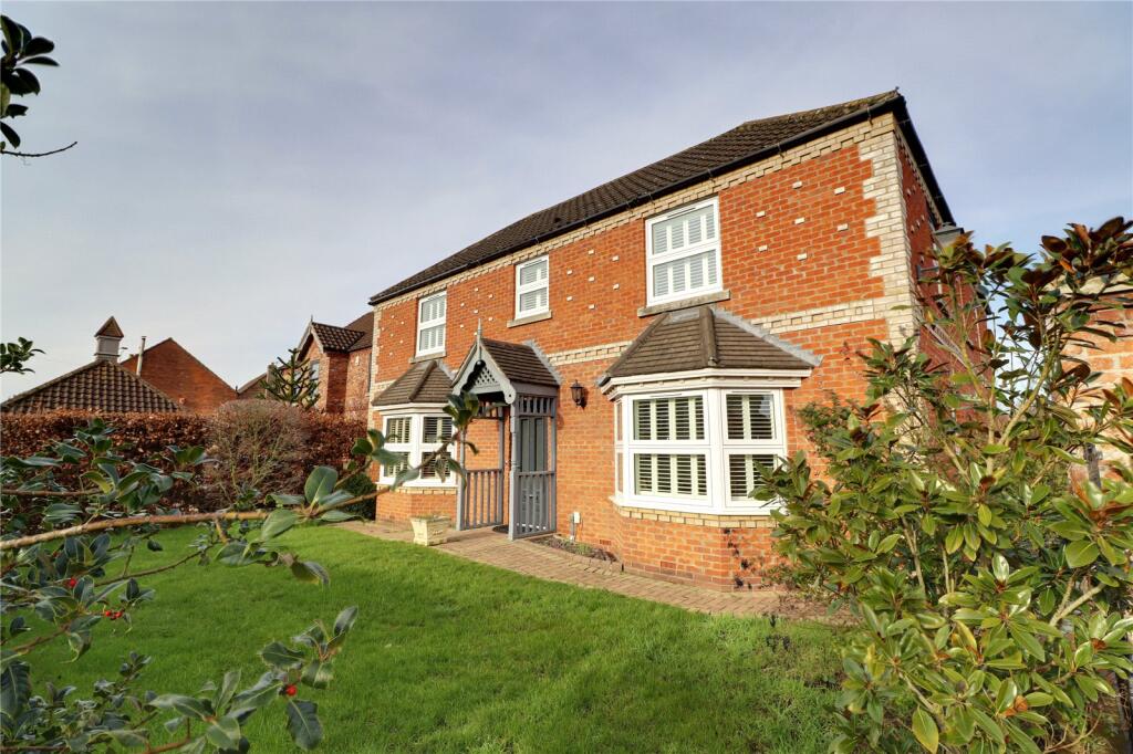 Main image of property: School Croft, Westwoodside, Lincolnshire, DN9