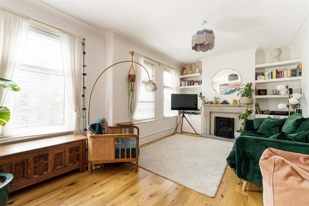 Brettenham Road, Walthamstow - View 2
