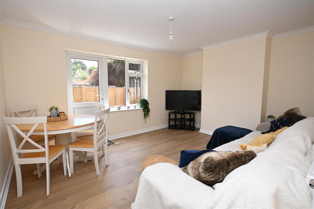 Apartment in Basingstoke and Deane, Basingstoke - View 4