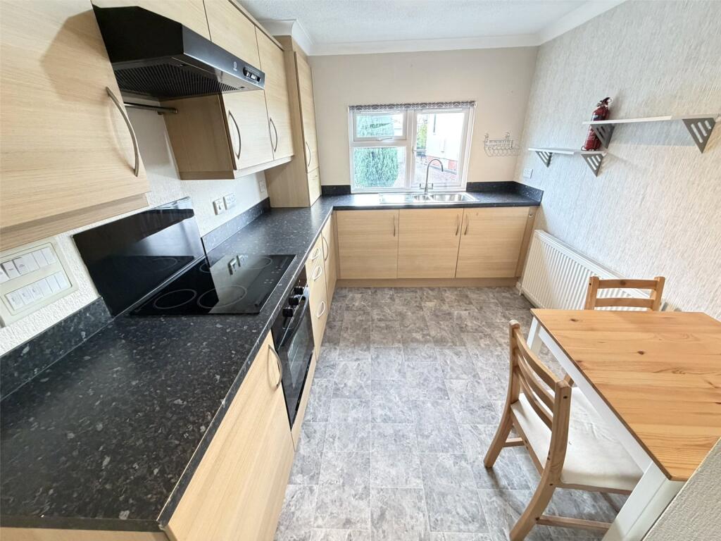 Long Lane, Telford, Shropshire, TF6 photo 2