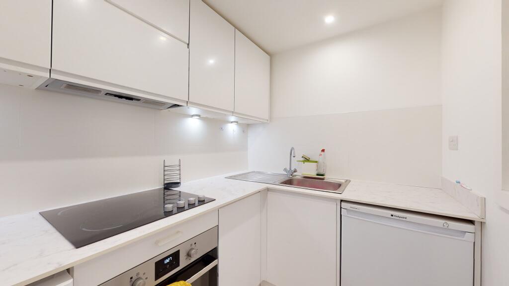 Apartment in London - View 4