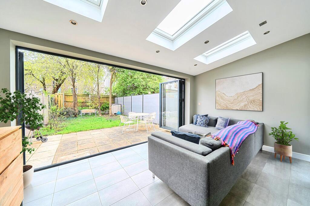 Main image of property: Hansler Road, East Dulwich, London, SE22