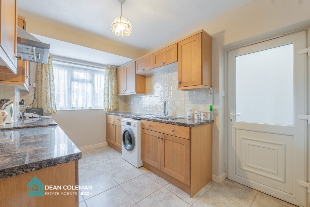 Wychall Park Grove, Kings Norton, B38 8AQ – pohled 4