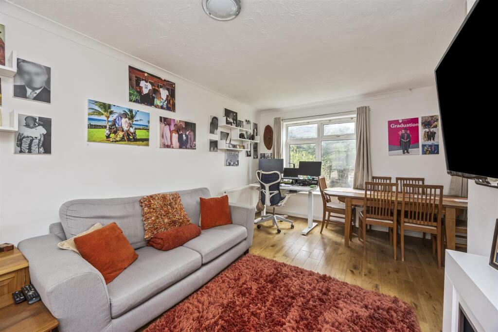 House in Brighton, Hollingbury - View 4