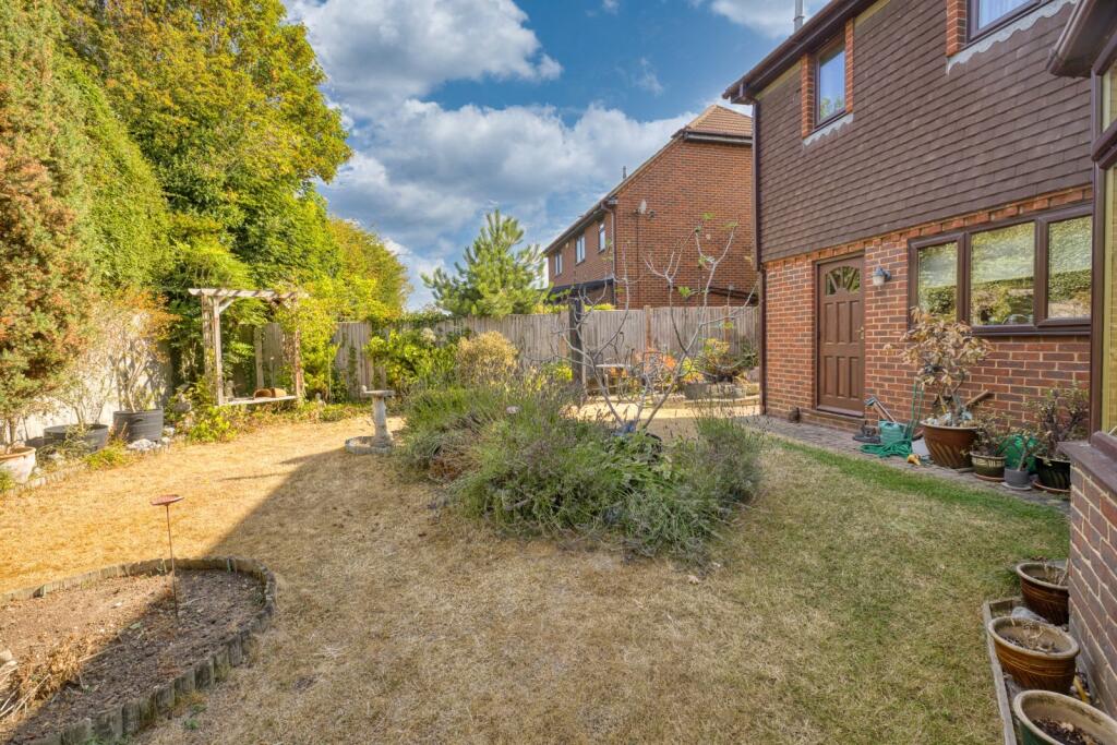 House in Canterbury - View 4