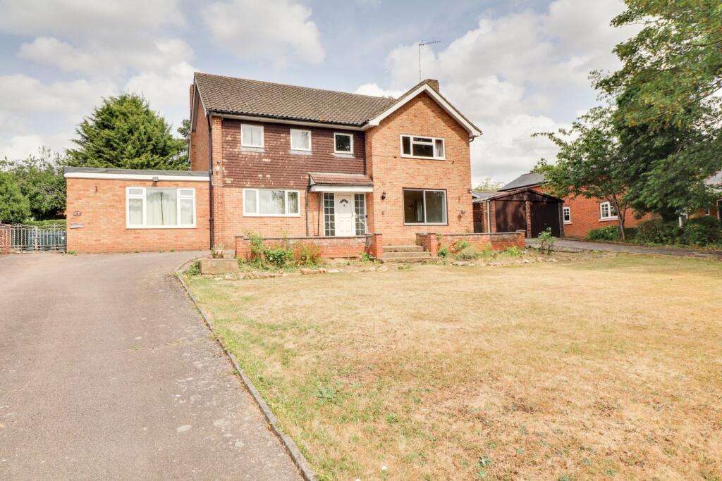 4-bed house on Kingsmoor Road, Harlow, CM19, £800,000