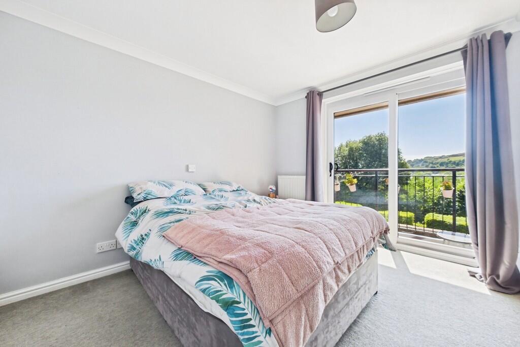 Apartment in Dover - View 4