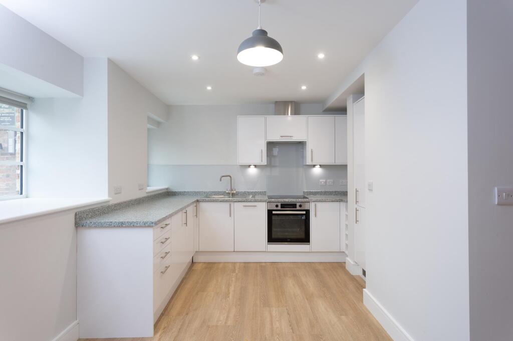 Apartment in York - View 3