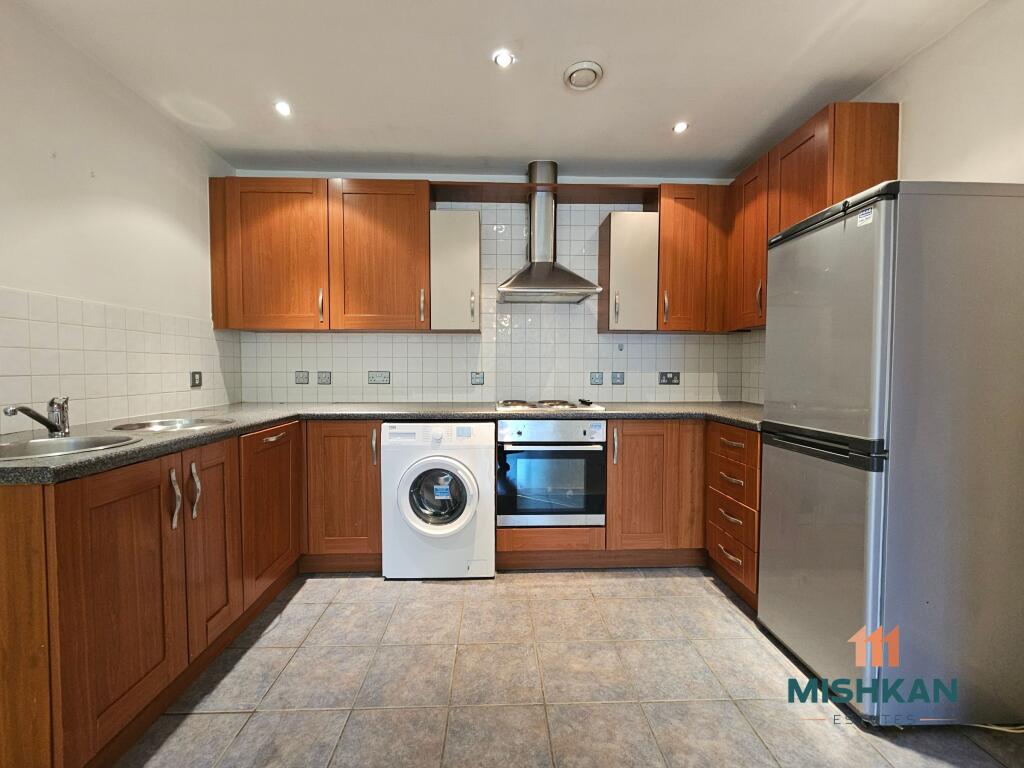 Apartment in Manchester, City Centre - View 3