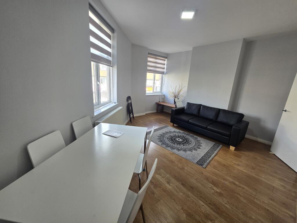 Main image of property: High Road, Loughton