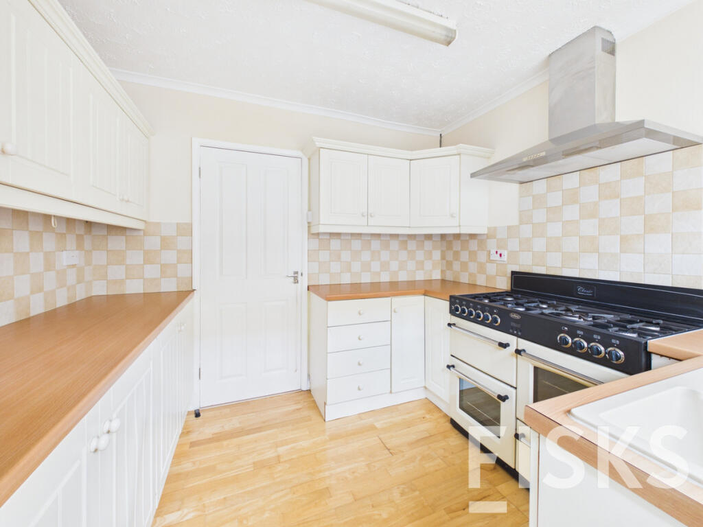 House in Southend-on-Sea - View 4