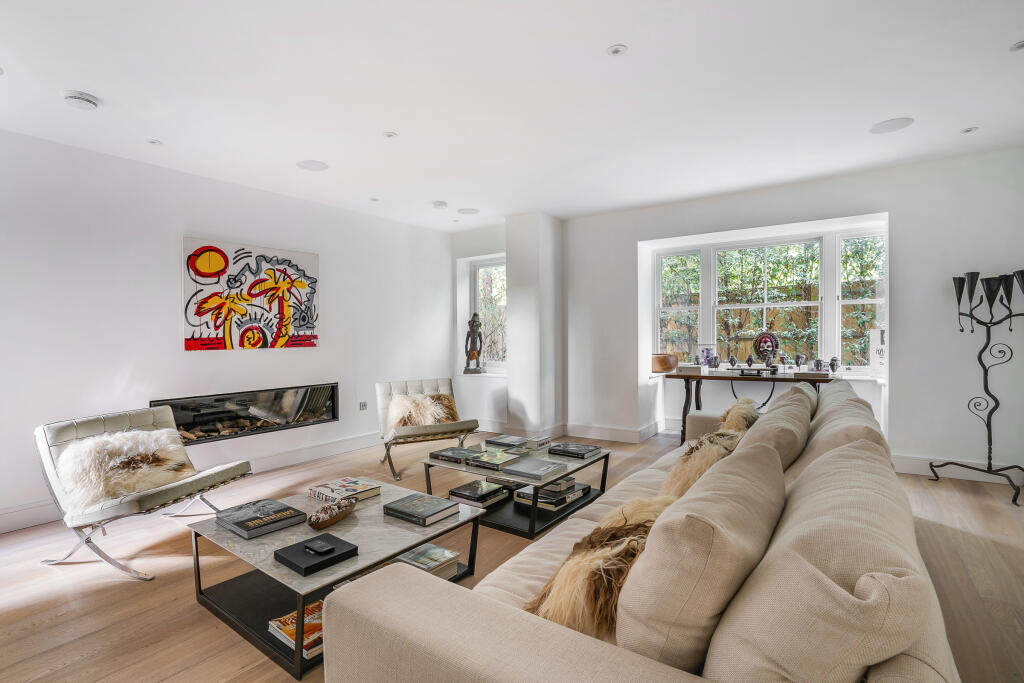 House in Slough, Sunninghill and Ascot - View 2