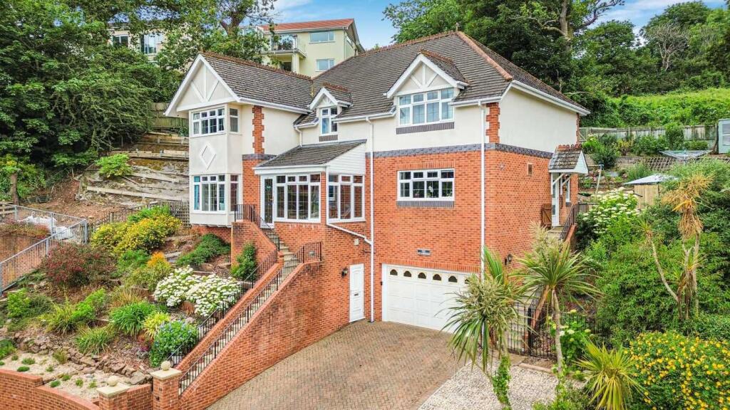 Main image of property: Stoneleigh Drive, Torquay, Devon, TQ2 6TR