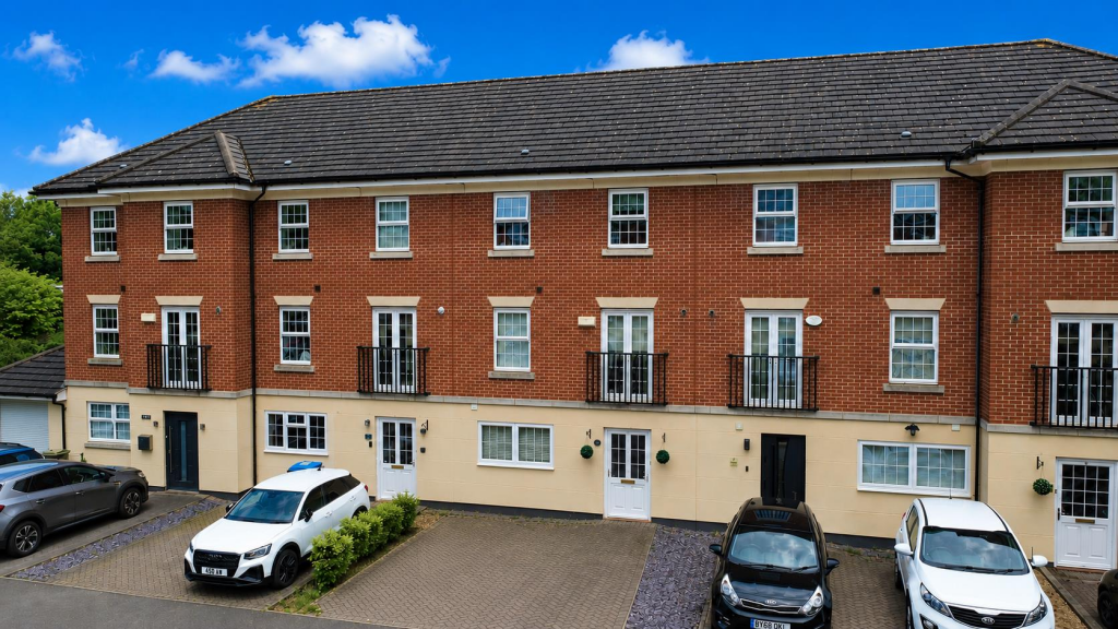 Main image of property: Bittern Close, Nash Mills, Hemel Hempstead
