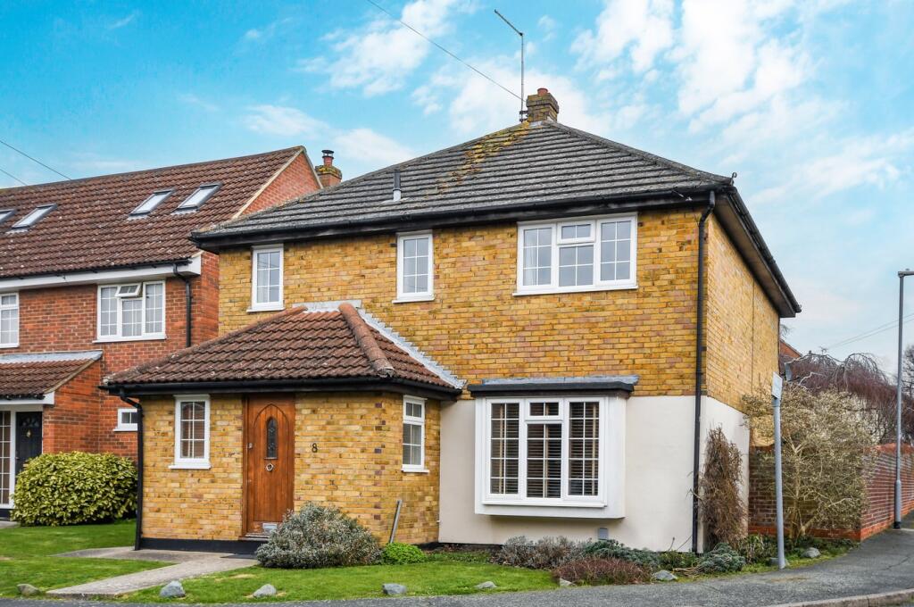 Main image of property: Porchester Road, Billericay, CM12