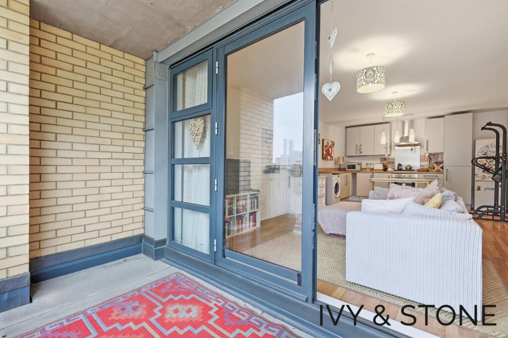 Main image of property: 17 Fawe Street, London, Greater London, E14