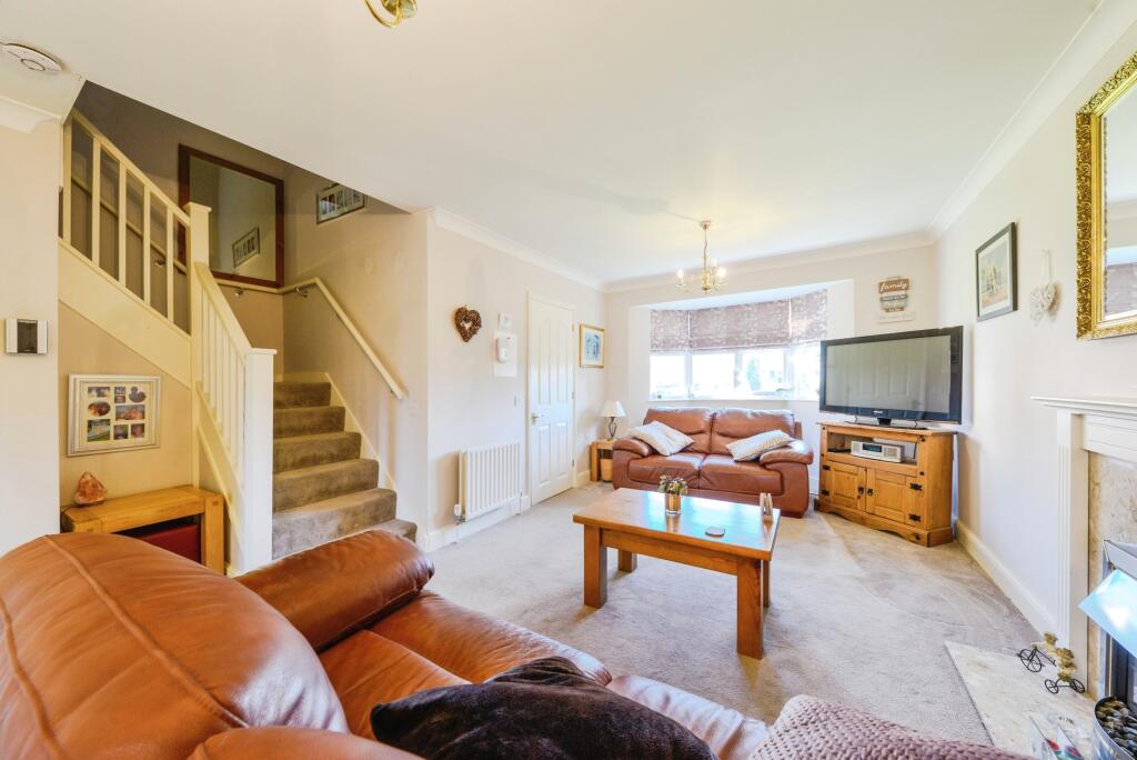 Additional image 3 of Ottway Walk, Welwyn, AL6