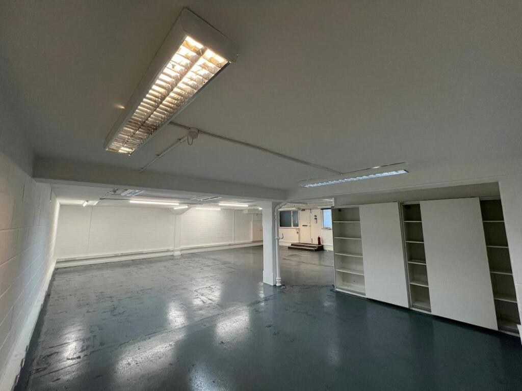 Main image of property: 77B King Henrys Road, Primrose Hill, London, NW3 3QU