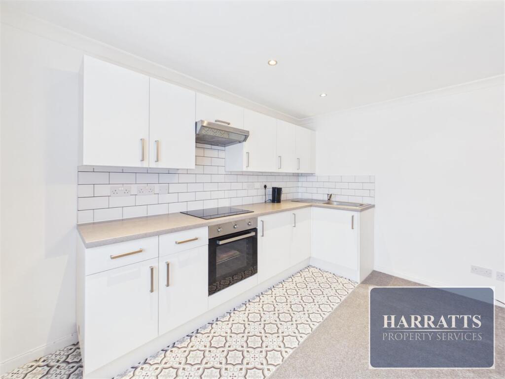 Prestbury Close, Stockport photo 4