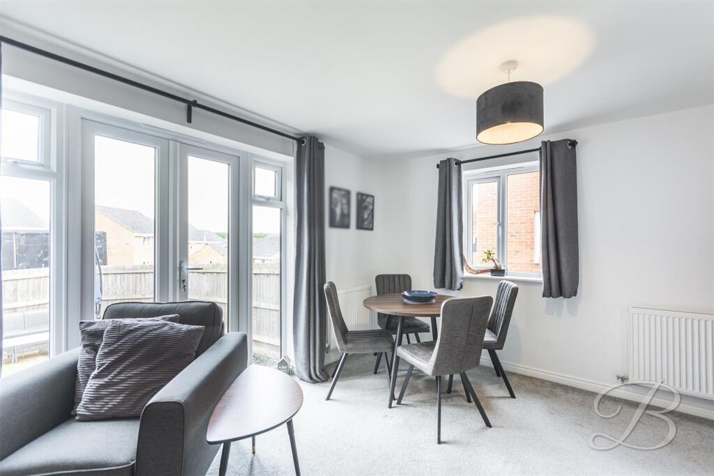 Meadow Way, Clipstone Village, Mansfield photo 4