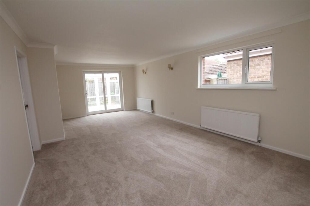 Thurlow Avenue, Beverley photo 2
