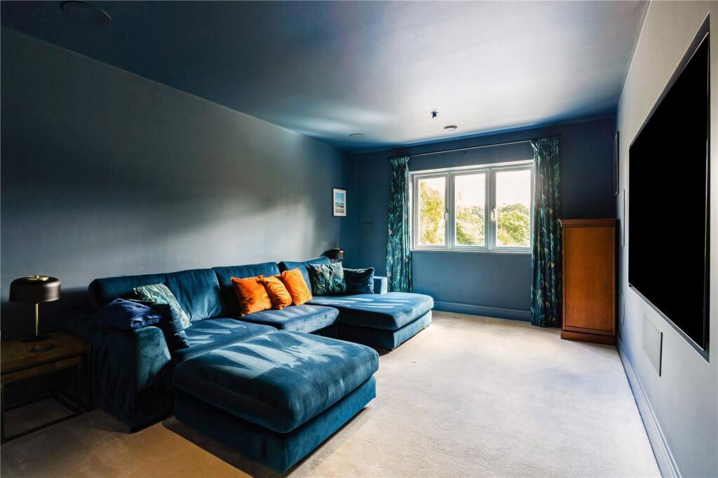 Additional image 9 of Reynards Road, Welwyn, Hertfordshire, AL6