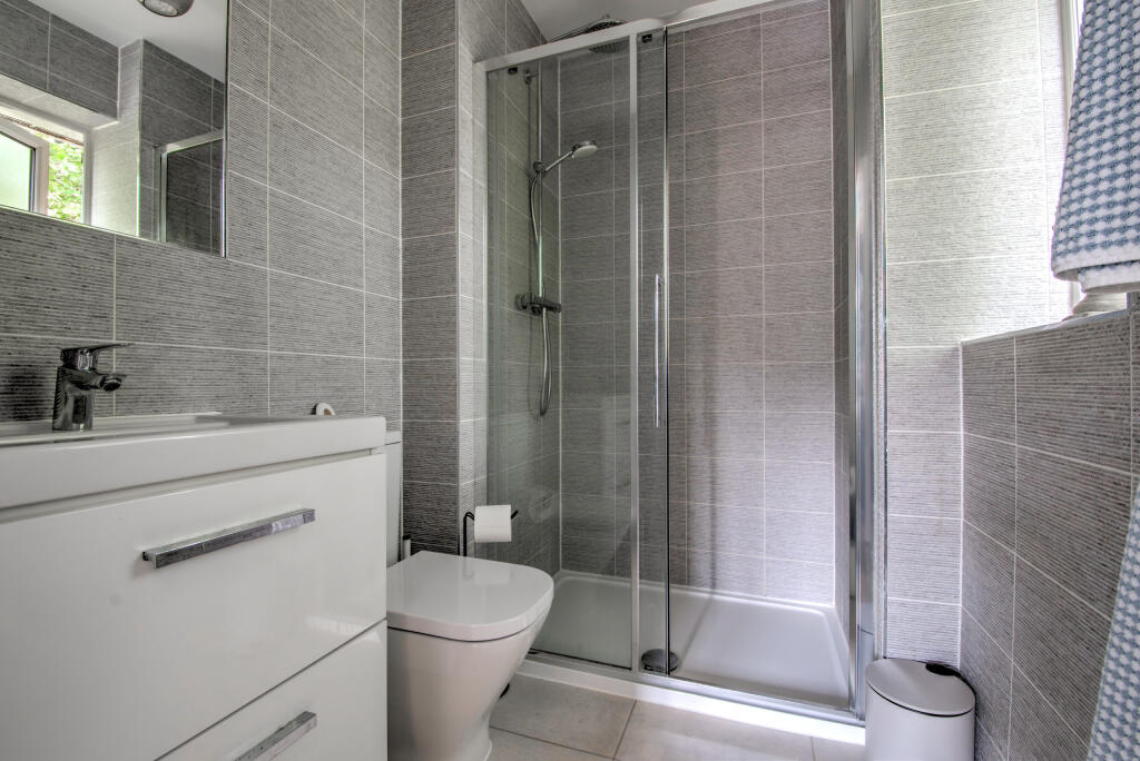 House in Eastleigh, Fair Oak and Horton Heath - View 5